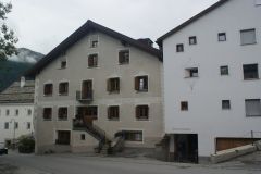 Schlichte Hausbemalung in der Schweiz